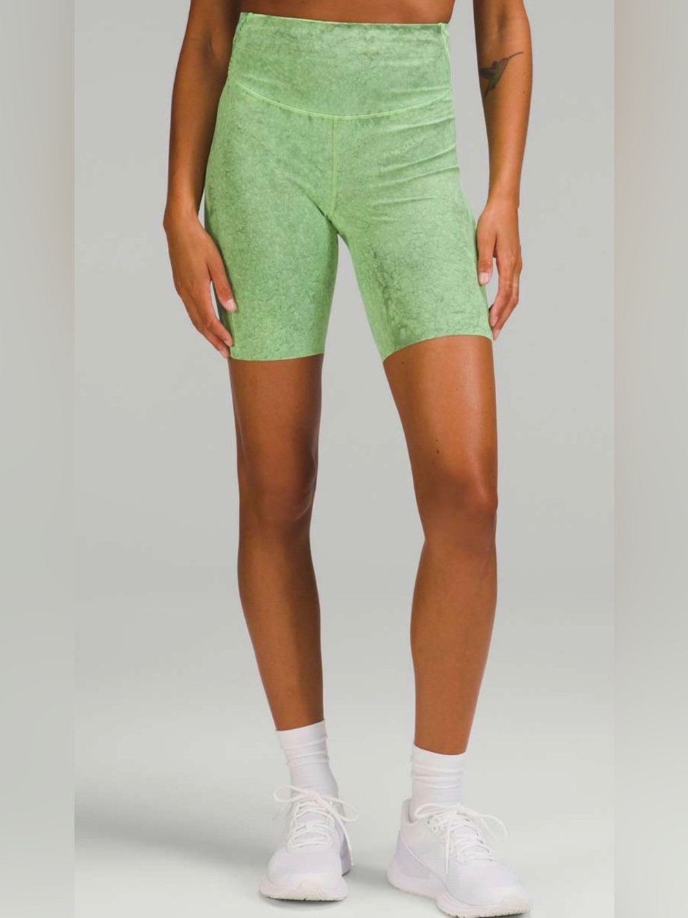 Lululemon Base Pace High-Waist Green Bike Shorts 8” size 4
